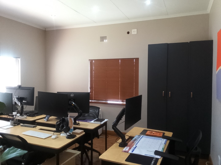 To Let commercial Property for Rent in George Central Western Cape